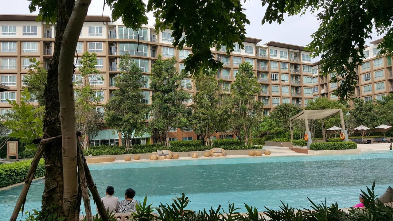 班洛美七岩那世丽公寓 外观 照片